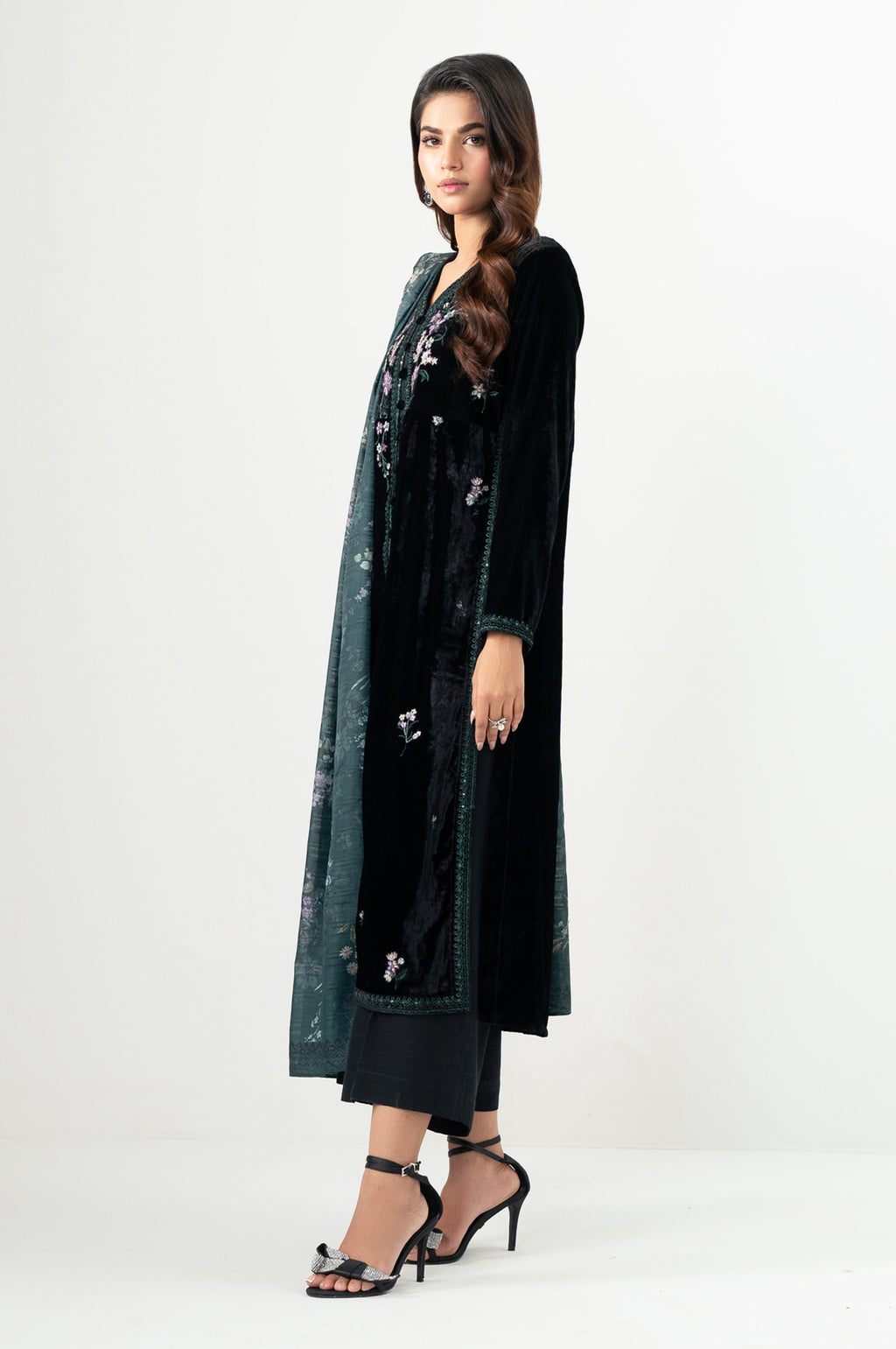 Zeen | Fall Edit 25 | WZM34417