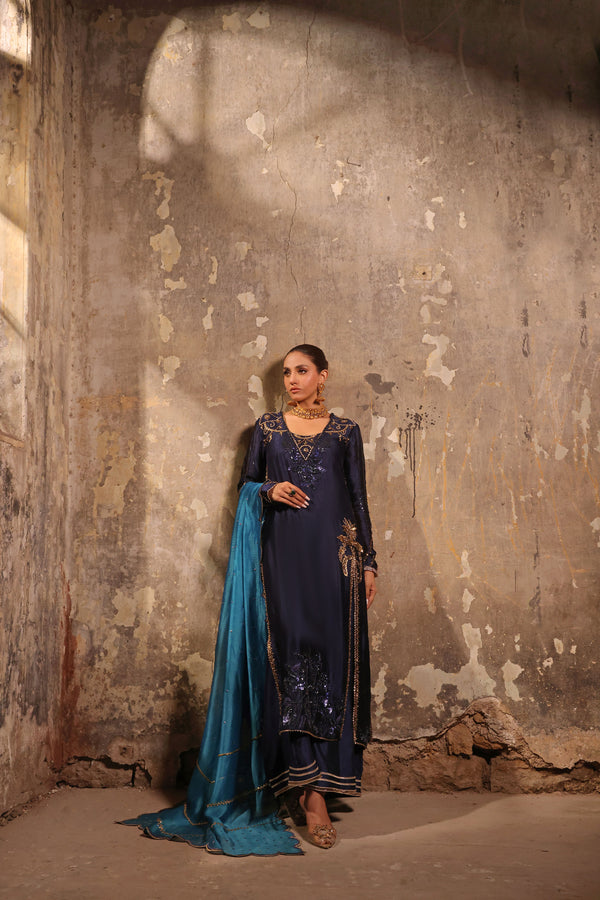 Wahaj M Khan | Banno Formals | Navy Slit Bano Silk