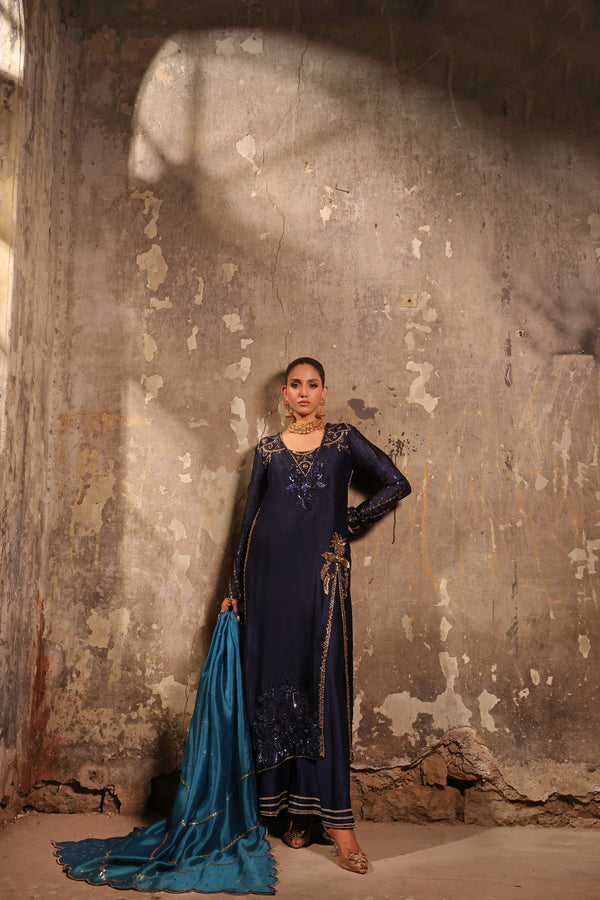 Wahaj M Khan | Banno Formals | Navy Slit Bano Silk