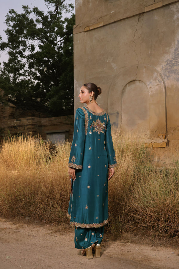 Wahaj M Khan | Banno Formals | Teal Maroori set