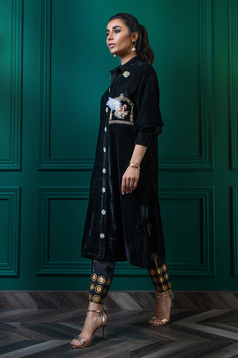 Wardha Saleem | Velvets Winter Fall 24 | Hans Raj - Official Wardha Saleem - Agha Fabrics UK