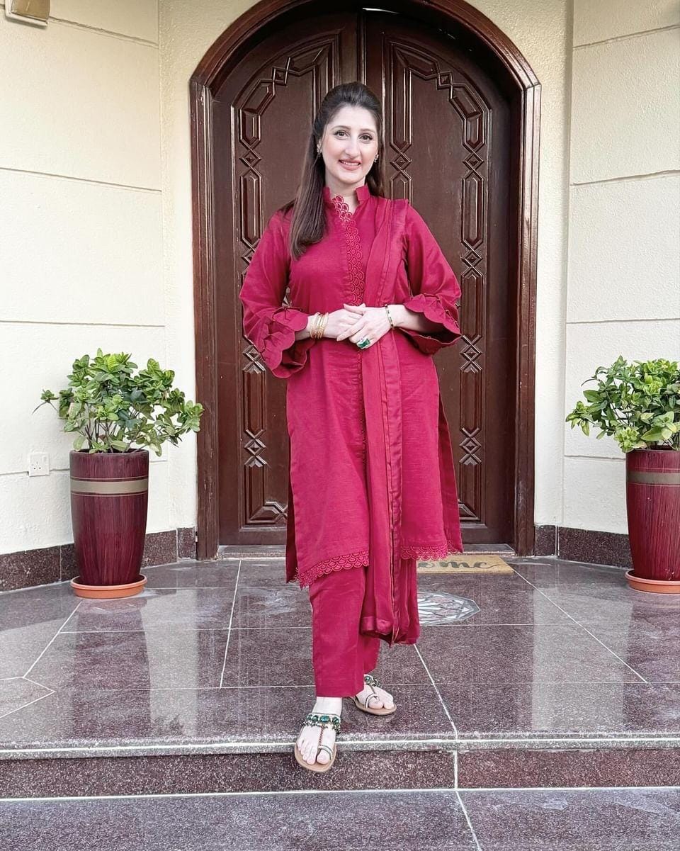 Hoorain Basics | Slub Winter 23 | HB-MRN - Official Hoorain Basics - Agha Fabrics UK