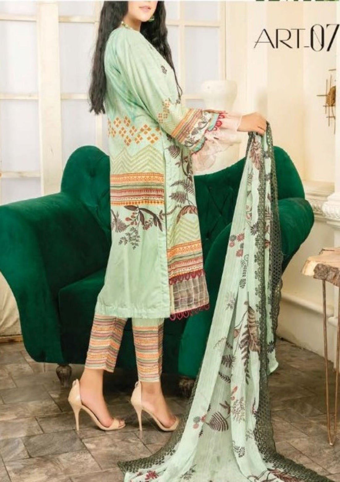 Winter Collection - Laiba - Exclusive Viscose 22 - V81 - ART#7 - Official Laiba - Agha Fabrics UK