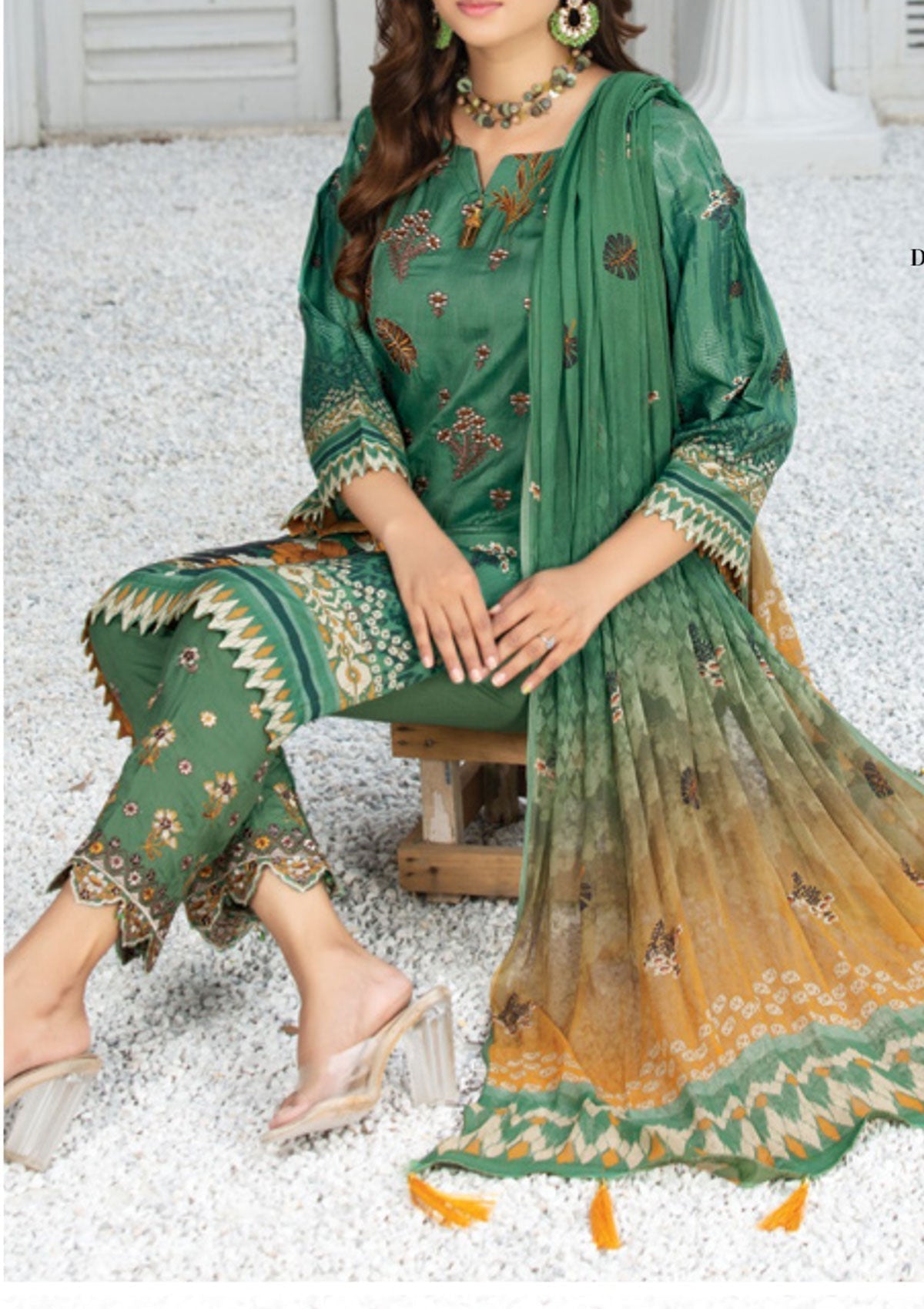 Winter Collection - Laiba - Exclusive Viscose - V64 - D#5 - Official Laiba - Agha Fabrics UK