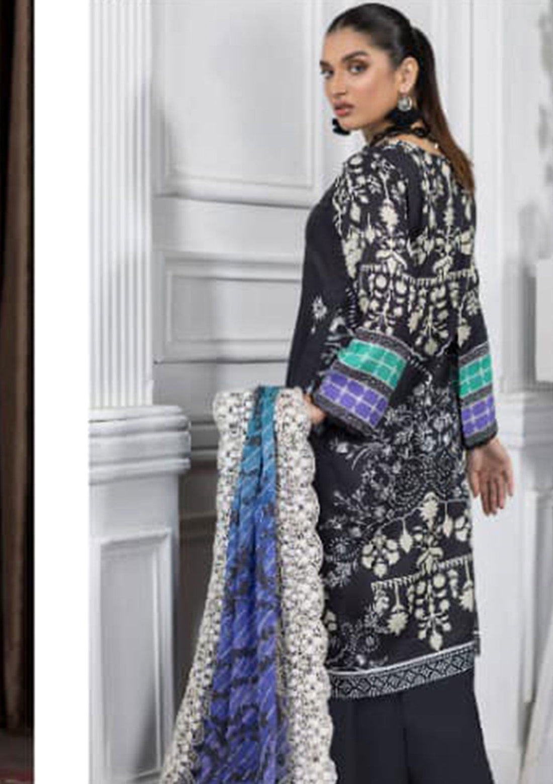 Winter Collection - Manizay - Premium D/P - Chunri - D#05