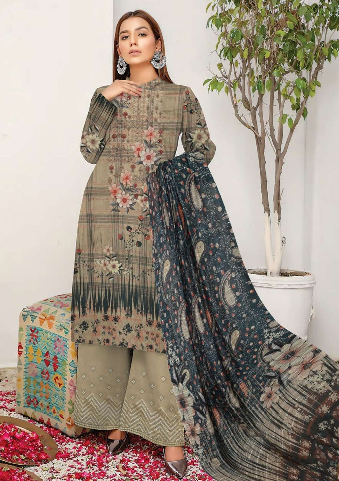 Winter Collection - Zara Meer - Viscose - V08 - D#5 - Official Zara Meer - Agha Fabrics UK