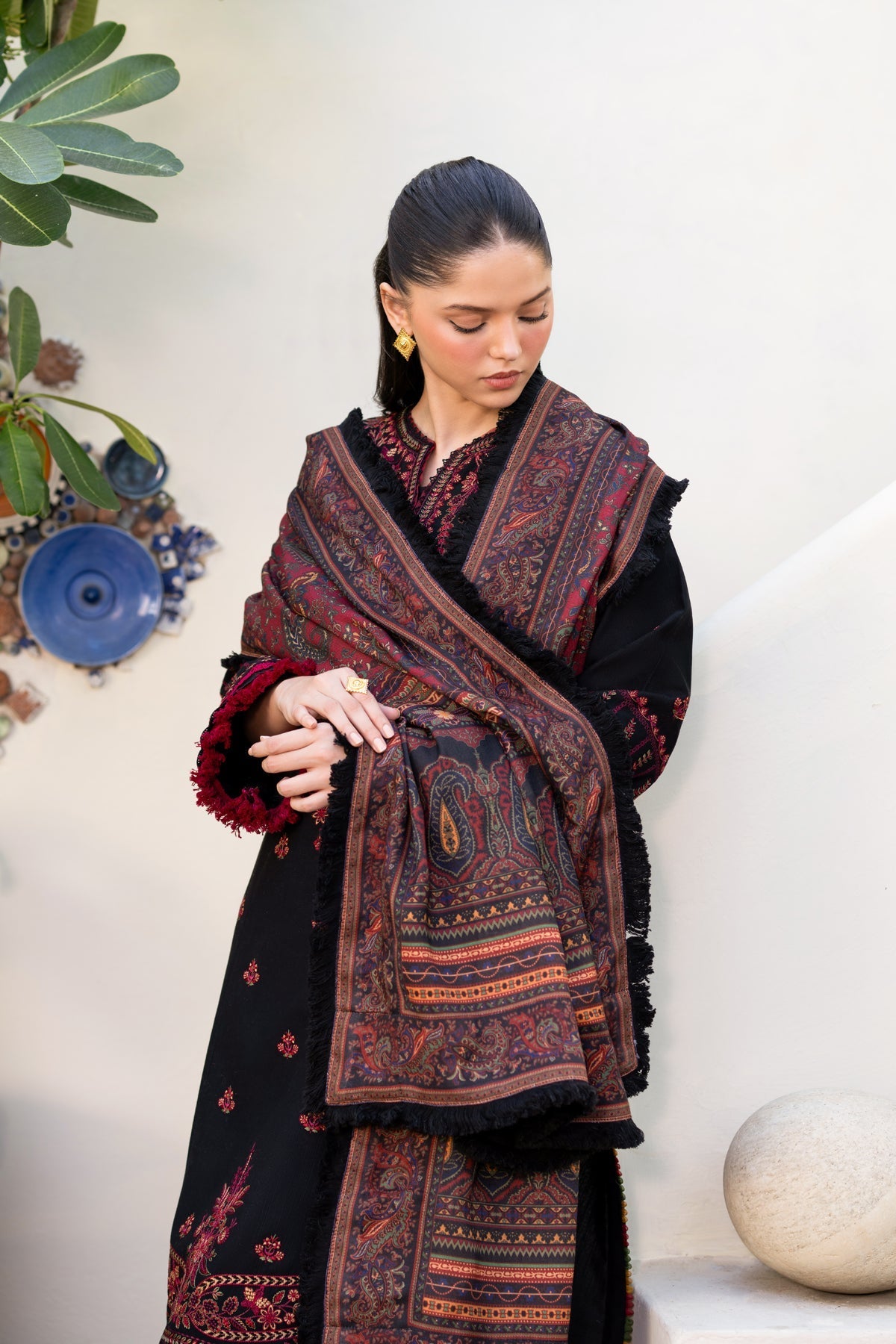 Xenia Formals | Dhoop Kinaray Winter Shawl 24 | SIYAH - Official Xenia Formals - Agha Fabrics UK