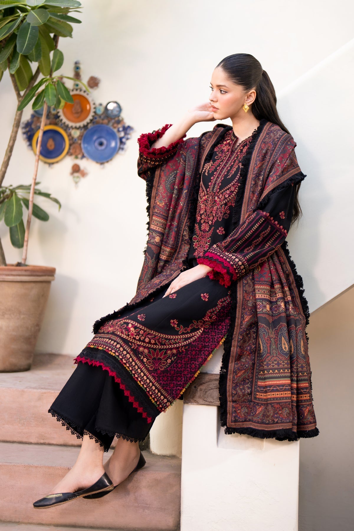 Xenia Formals | Dhoop Kinaray Winter Shawl 24 | SIYAH - Official Xenia Formals - Agha Fabrics UK