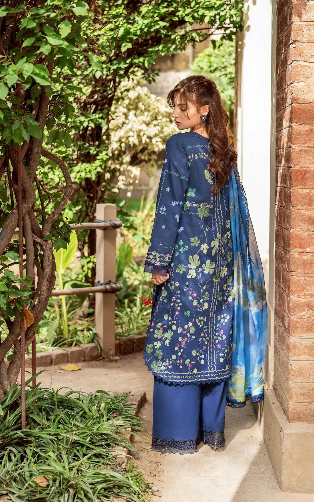 Asifa and Nabeel | Yakin Summer 25 | Moonlit Garden-(YKL25-08) -  Asifa and Nabeel Ladies Clothes - Original Designer Dress - House of Maryam