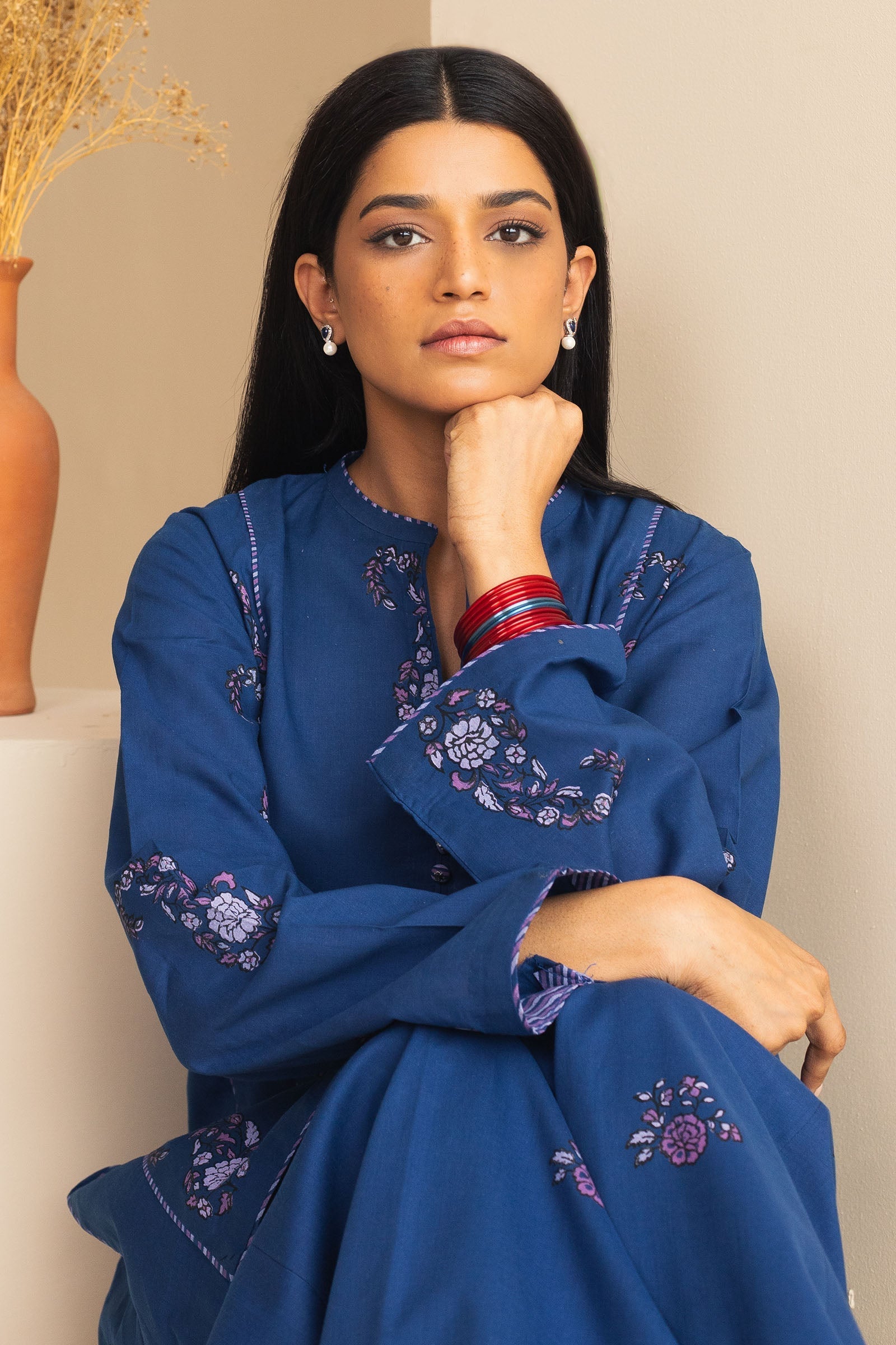 Zara Shahjahan | Handcrafted Suits | ZHC-056