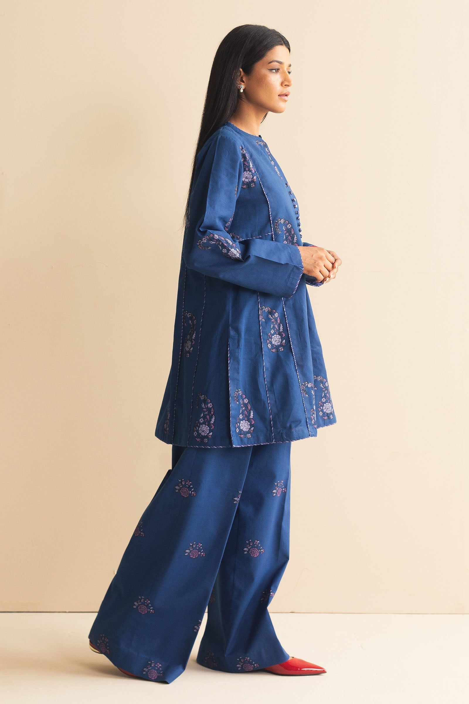 Zara Shahjahan | Handcrafted Suits | ZHC-056