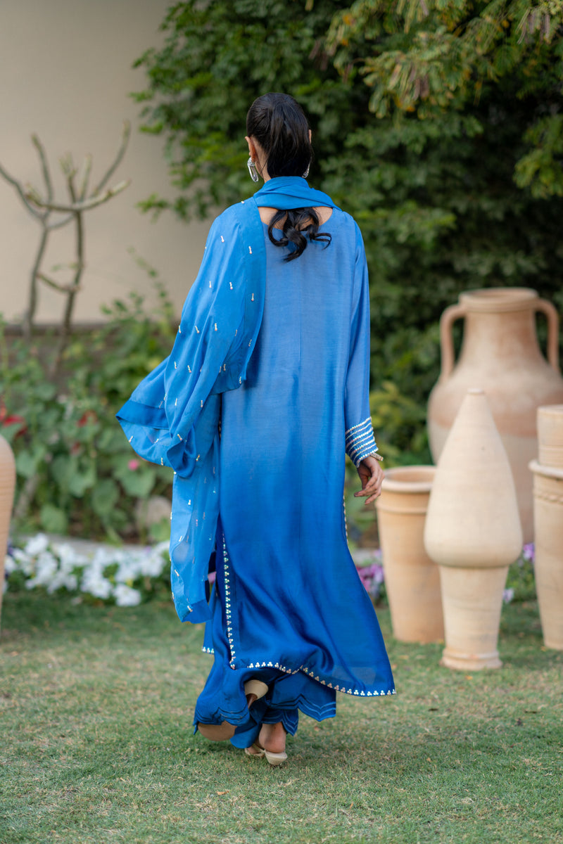 Wahaj M Khan | Pari Collection | Blue Shaded Sheesha Outfit