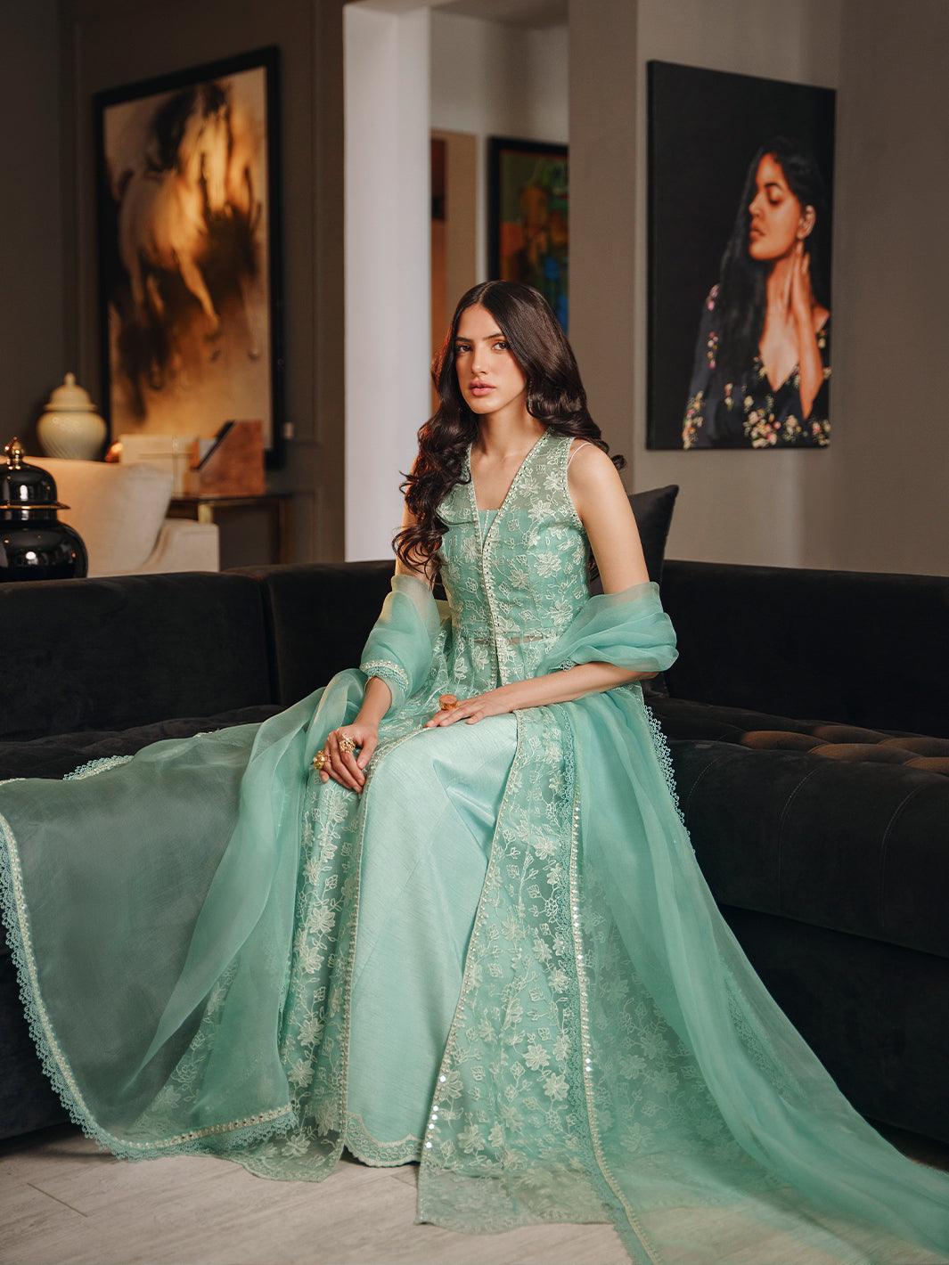 Amroz Atelier | Reveur Formals | ÃÂÃÂme Soeur - Official Amroz Atelier - Agha Fabrics UK