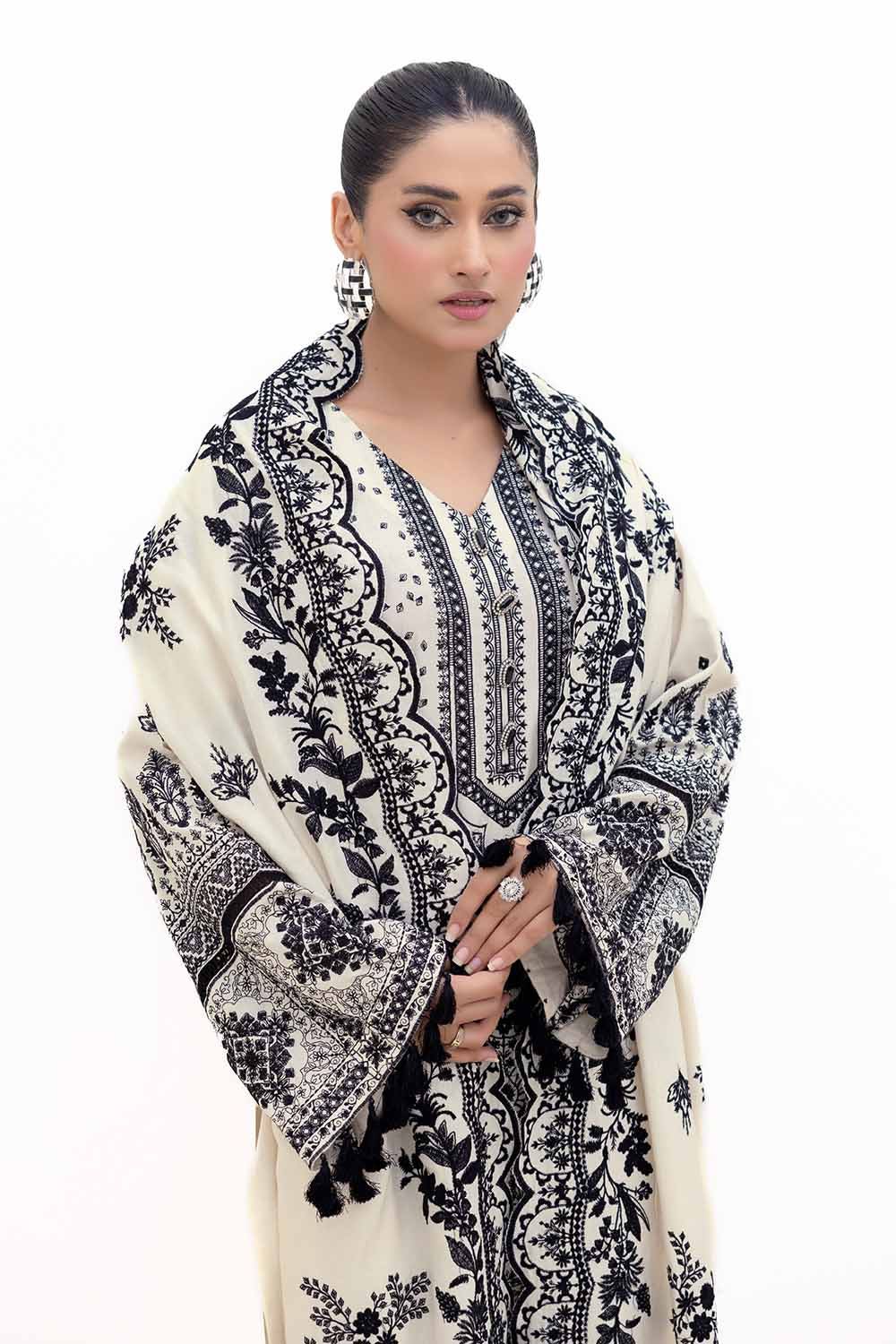 Gul Ahmed | Winter Collection 24 | Acrylic Dupatta AP-42006 - Official Gul Ahmed - Agha Fabrics UK
