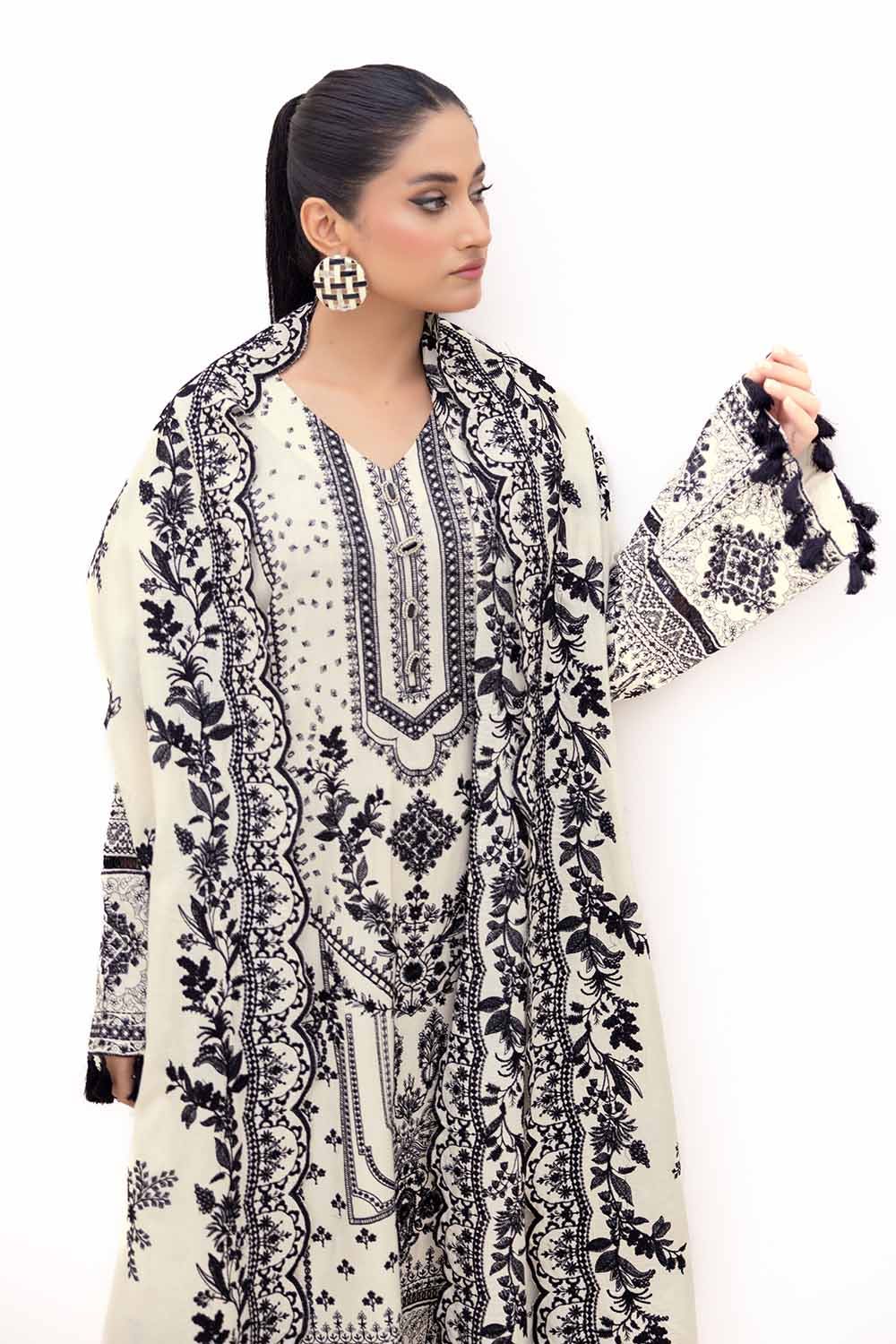 Gul Ahmed | Winter Collection 24 | Acrylic Dupatta AP-42006 - Official Gul Ahmed - Agha Fabrics UK