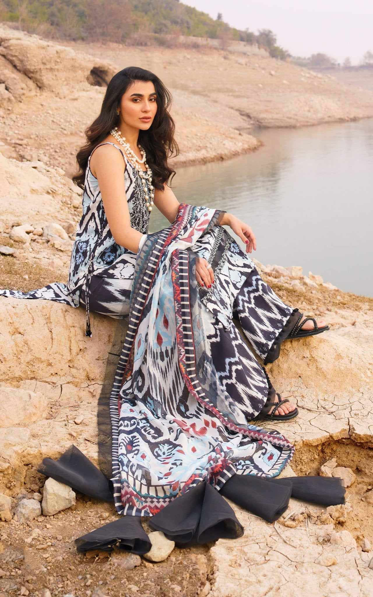 Asifa and Nabeel | Meraki Summer 24 | STARLETE - Official Asifa and Nabeel - Agha Fabrics UK