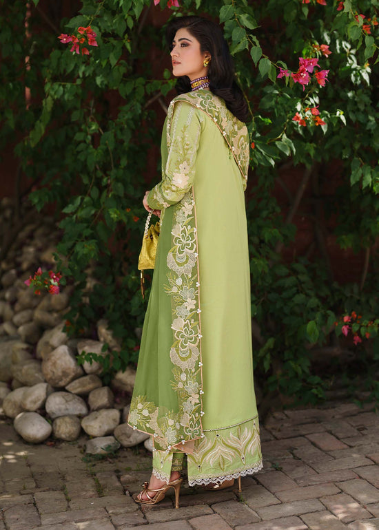 Shurooq | Luxury Lawn 24 | OLIVIA