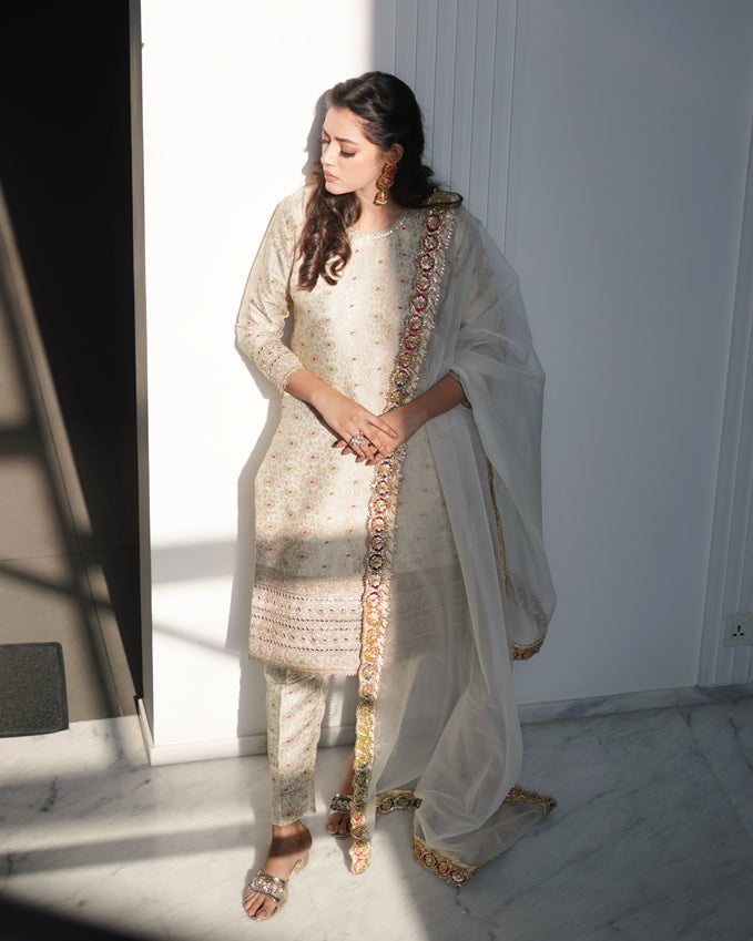 Zar | Formals Wear | Off White - Official Zar - Agha Fabrics UK