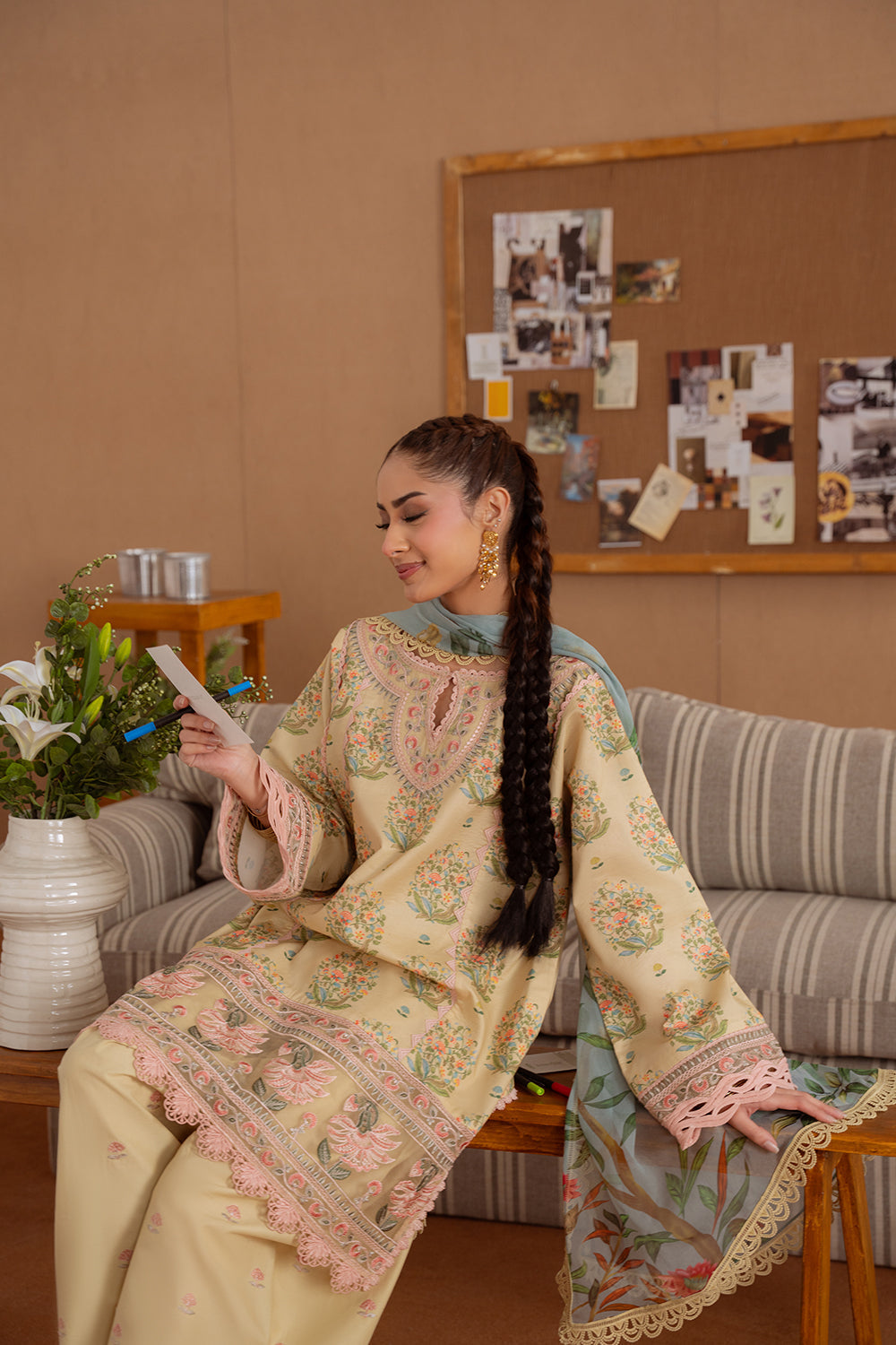 Saira Rizwan | Laanem Summer Lawn 25 | NERIDA-A-SRL25-02