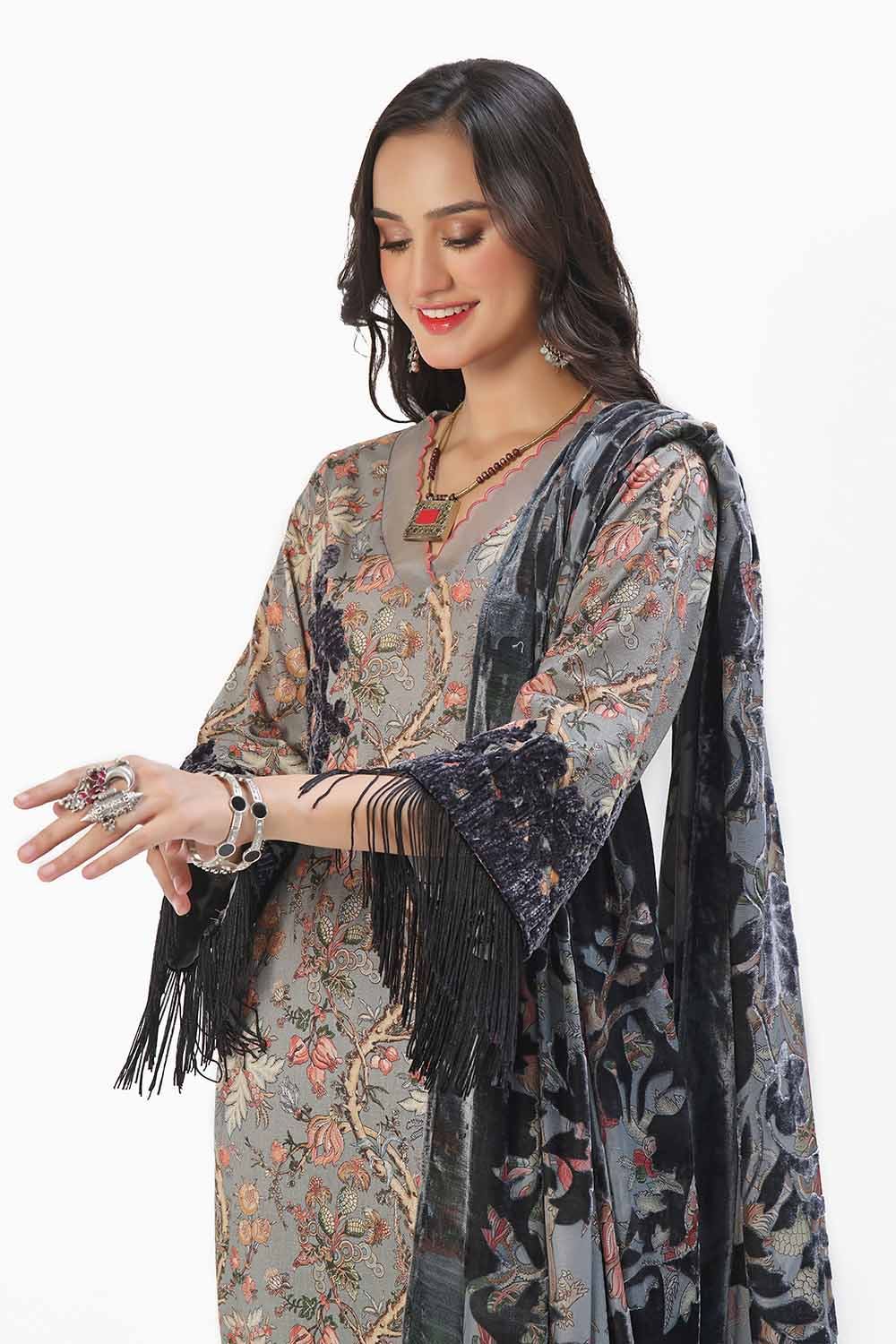 Gul Ahmed | Winter Collection 24 | Velvet Dupatta BVL-42008 - Official Gul Ahmed - Agha Fabrics UK