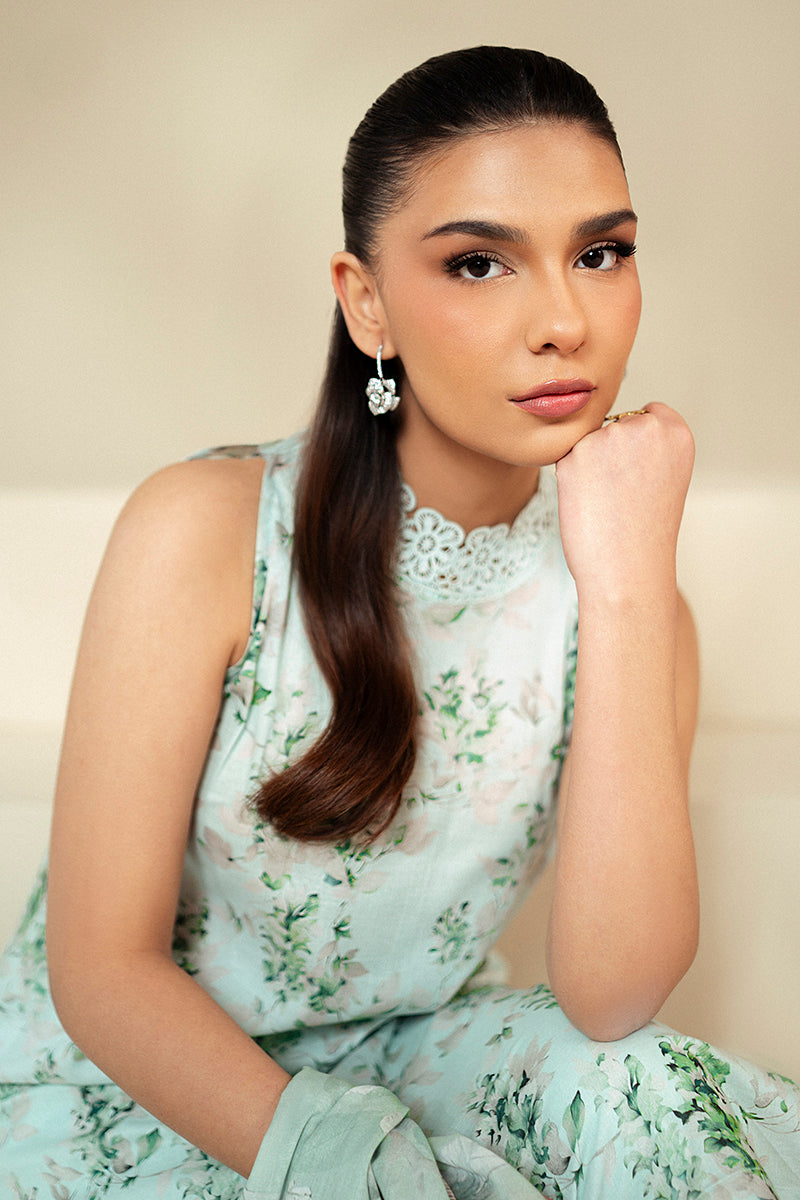 Cross Stitch | Daily Lawn 24 | ROSE GARLAND-3 PIECE LAWN SUIT - Official Cross Stitch - Agha Fabrics UK