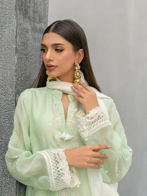 Farah Zubair | Luxury Pret | Parisa