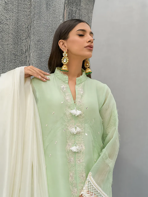 Farah Zubair | Luxury Pret | Parisa