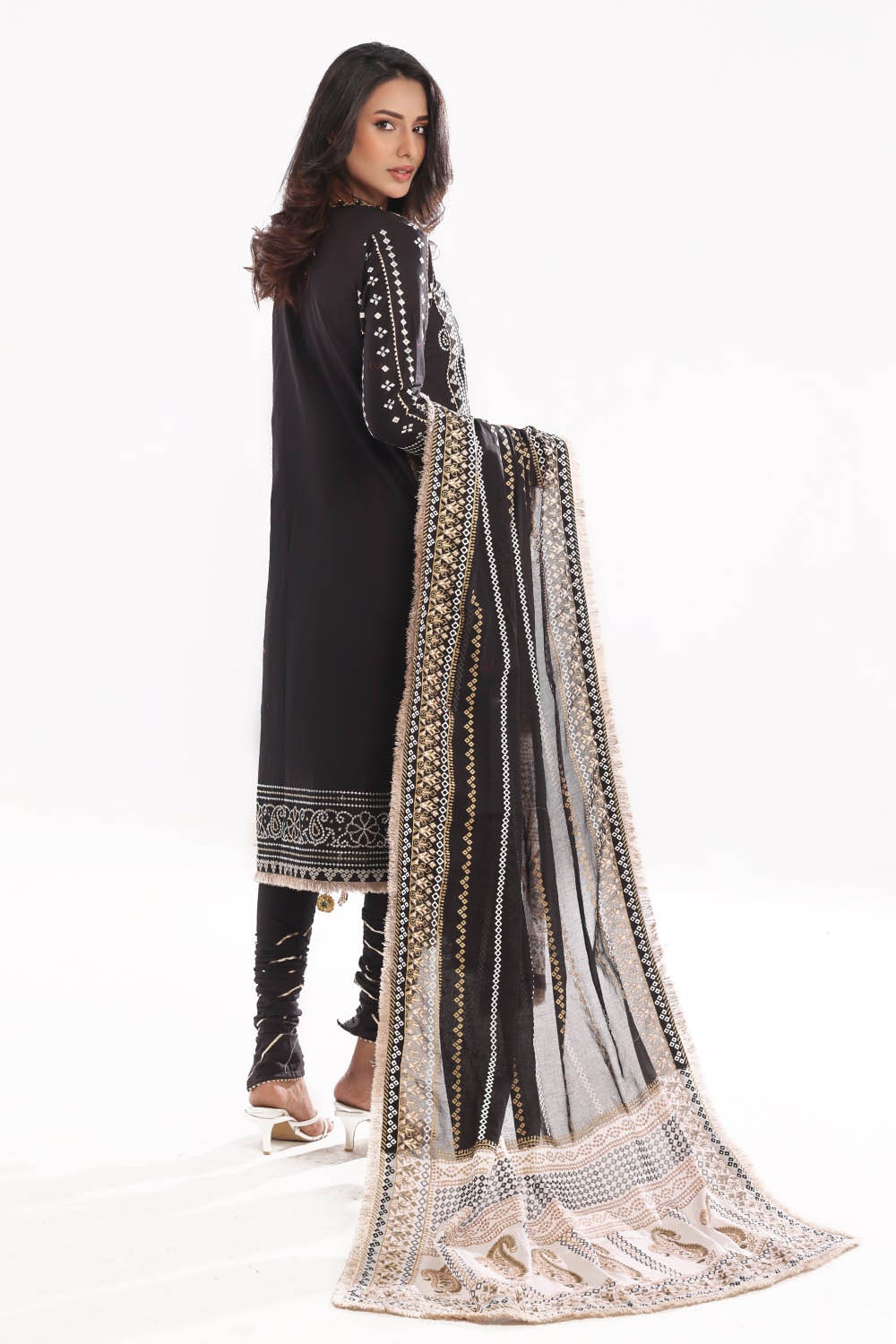 Gul Ahmed | Chunri Lawn 25 | CL-52407