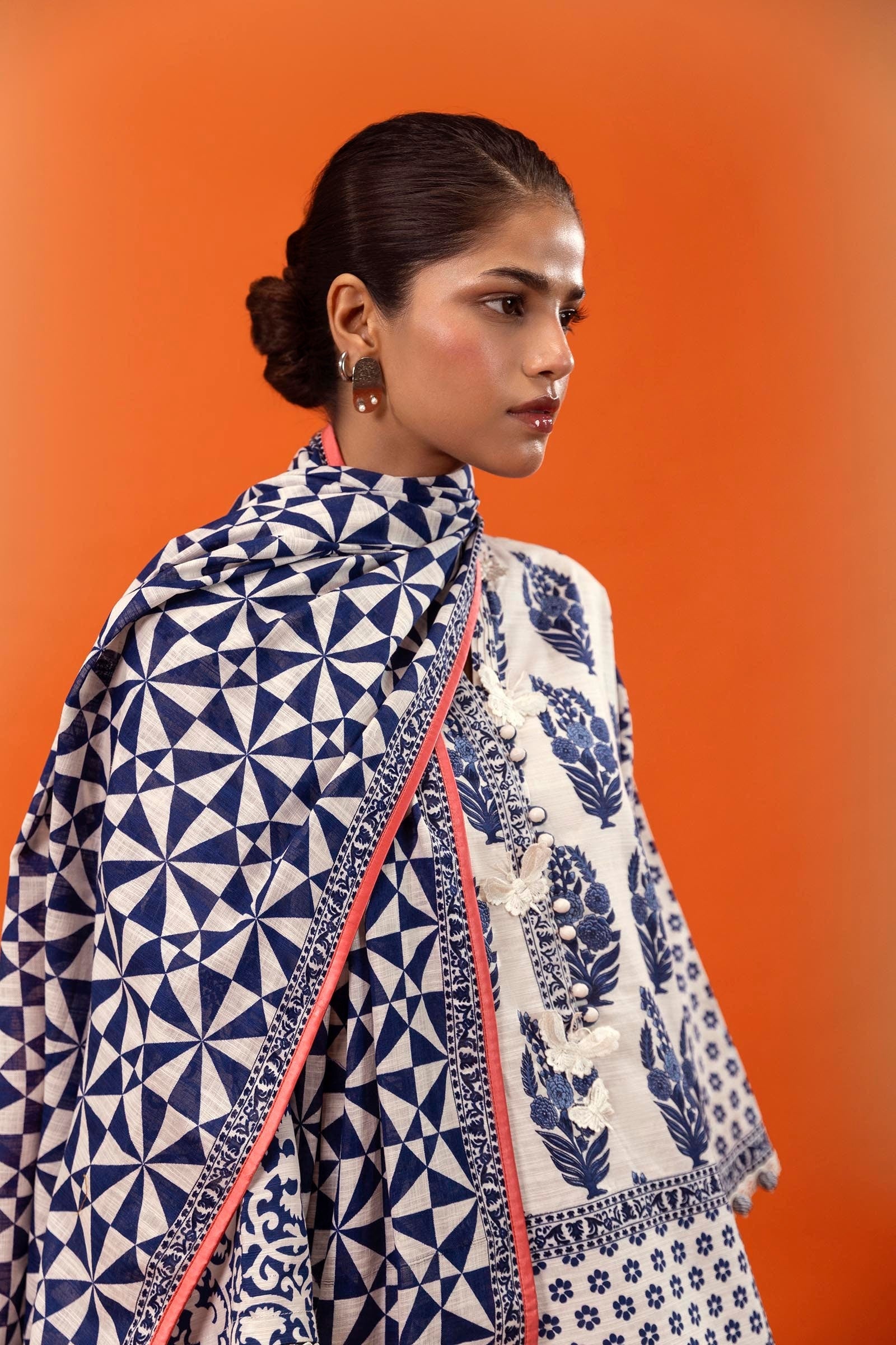 Sana Safinaz | Mahay Winter 24 | H243-009B-3CQ