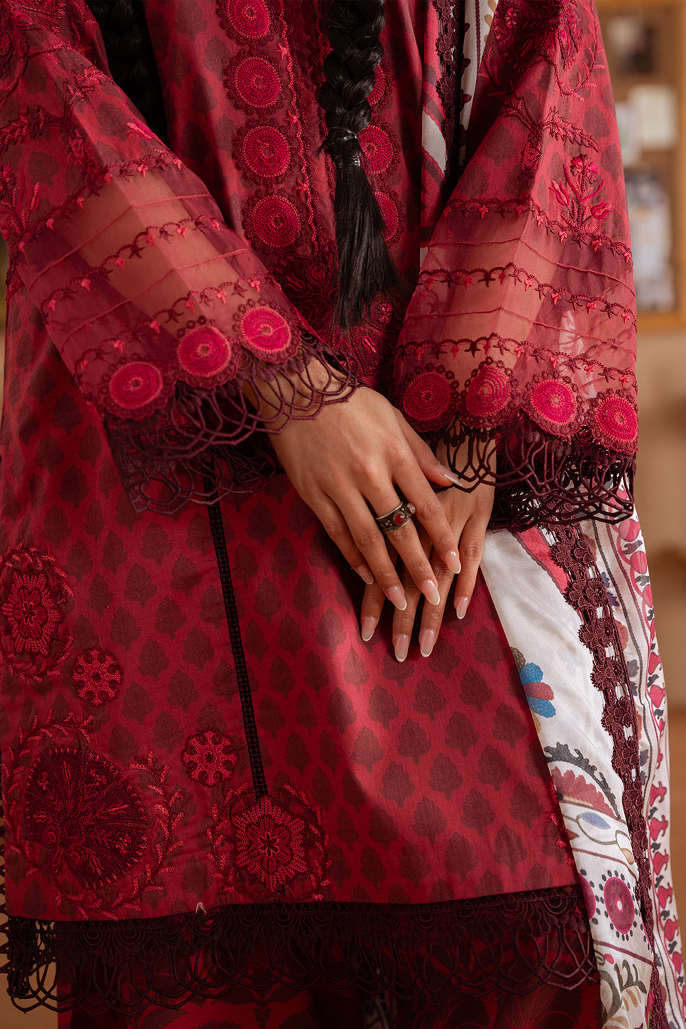 Saira Rizwan | Laanem Summer Lawn 25 | SEREN-A-SRL25-08