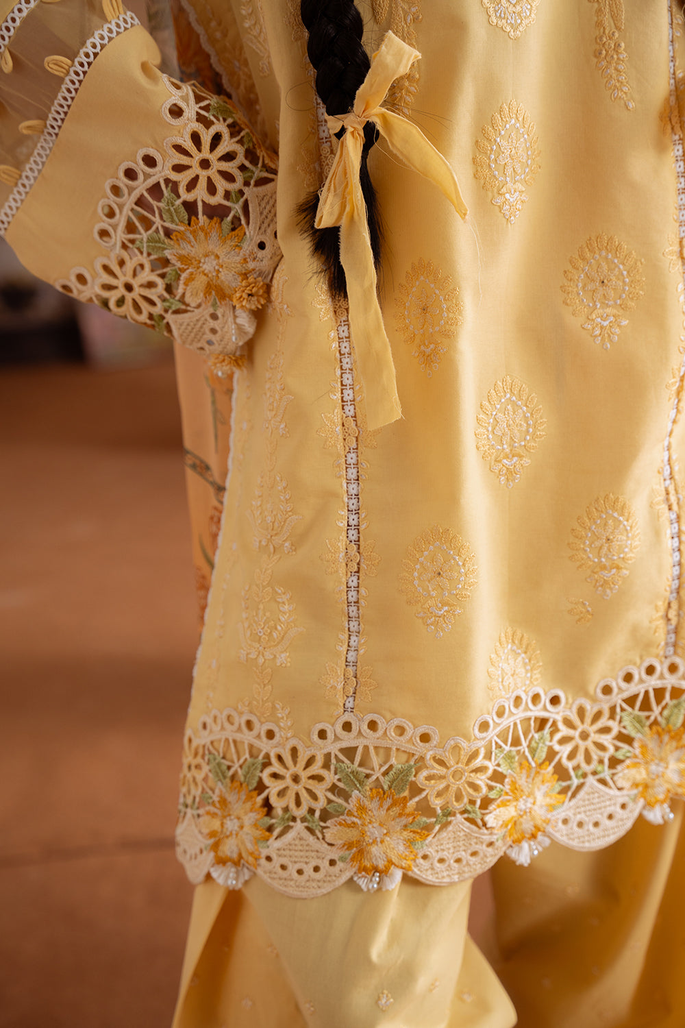 Saira Rizwan | Laanem Summer Lawn 25 | LEYLA-A-SRL25-04