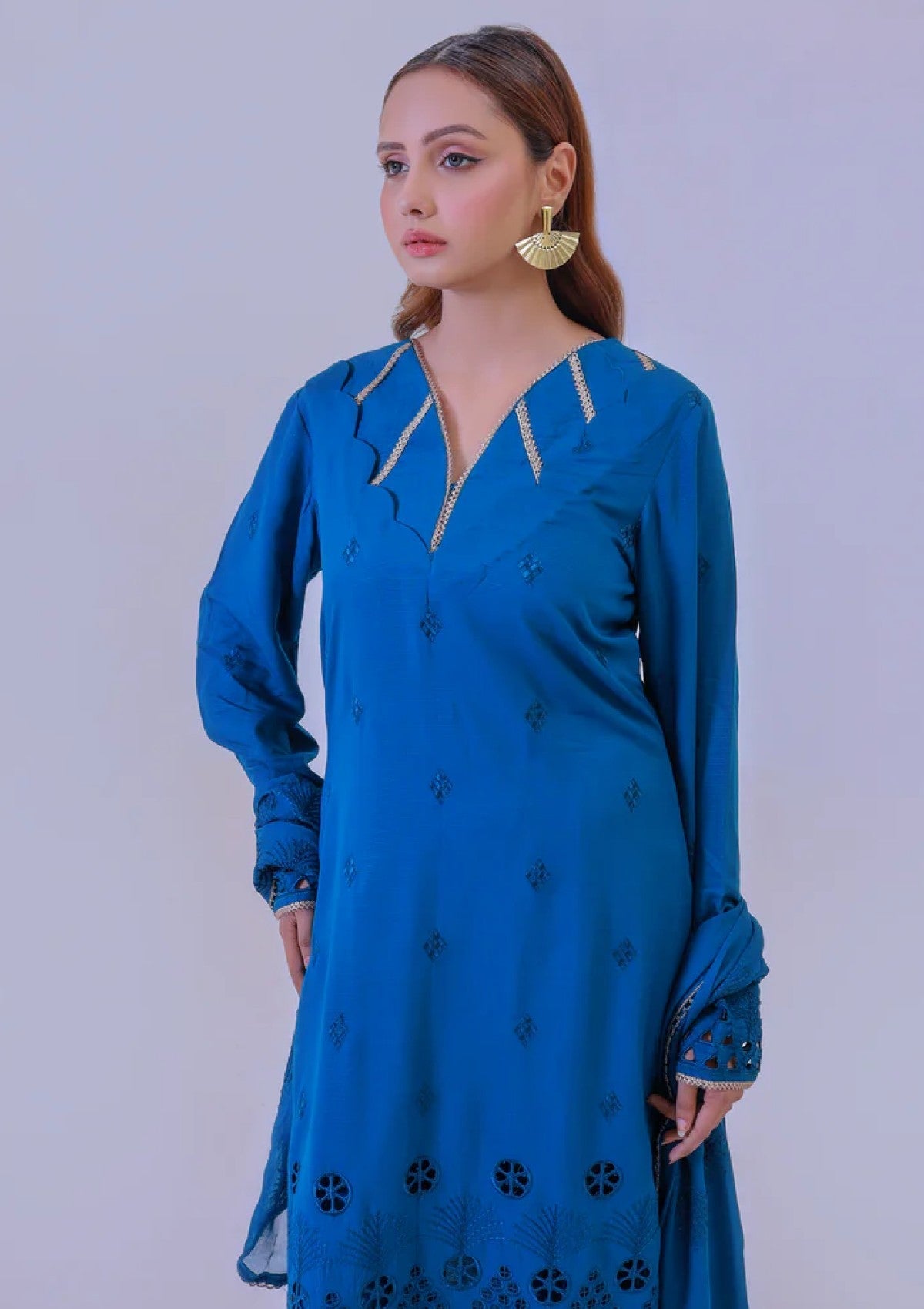 Winter Collection - Almish - Unstitched 24 - D#583 - Glory - Official Almish - Agha Fabrics UK