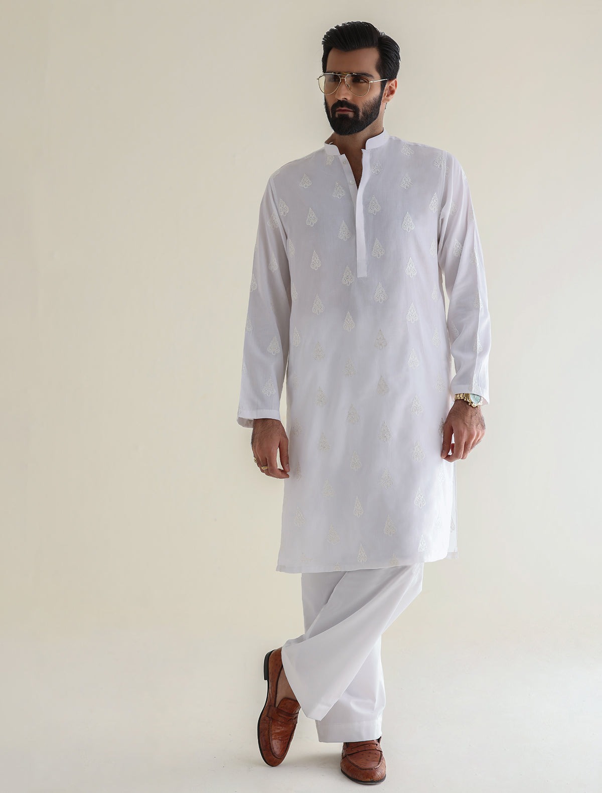 Pakistani Menswear | Ismail Farid - WHITE EMBROIDERED KURTA