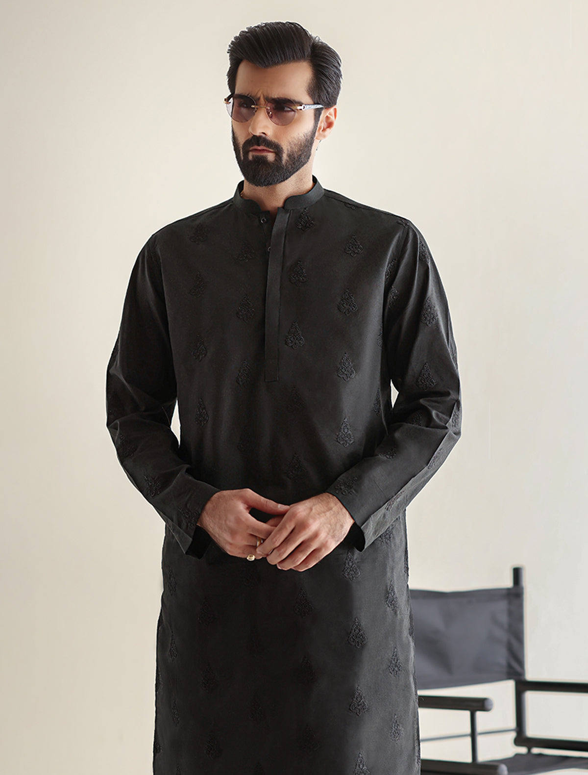 Pakistani Menswear | Ismail Farid - BLACK EMBROIDERED KURTA