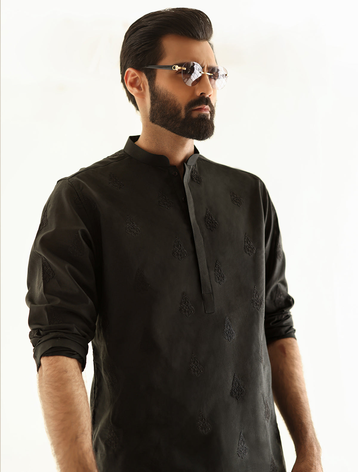 Pakistani Menswear | Ismail Farid - BLACK EMBROIDERED KURTA