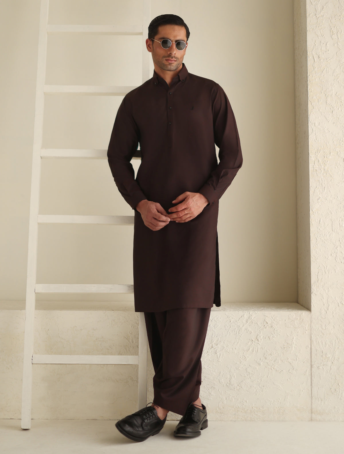 Pakistani Menswear | Ismail Farid - MAROON TEXTURED KAMEEZ SHALWAR