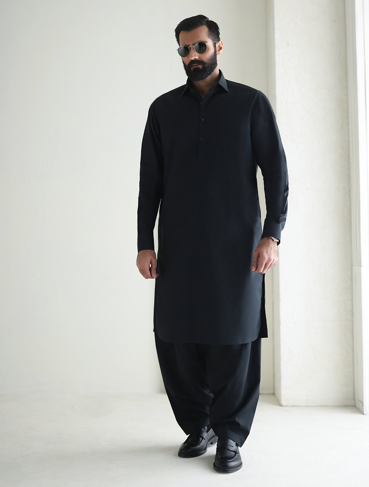 Pakistani Menswear | Ismail Farid - BLACK KAMEEZ SHALWAR