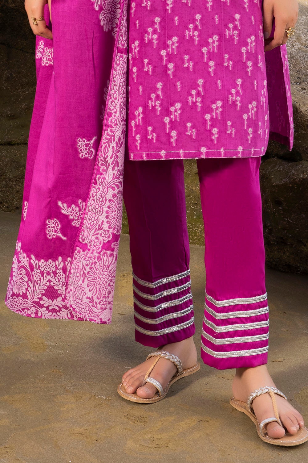 Gul Ahmed | Taara 25 | JD-42010