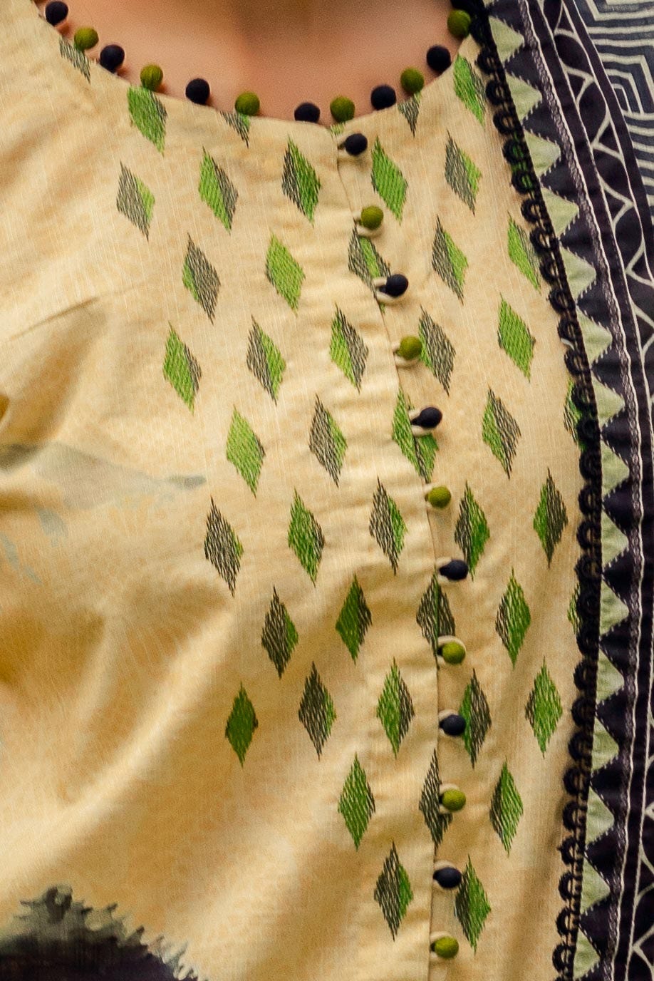 Gul Ahmed | Winter Collection 24 | Khaddar Dupatta K-42013 T - Official Gul Ahmed - Agha Fabrics UK