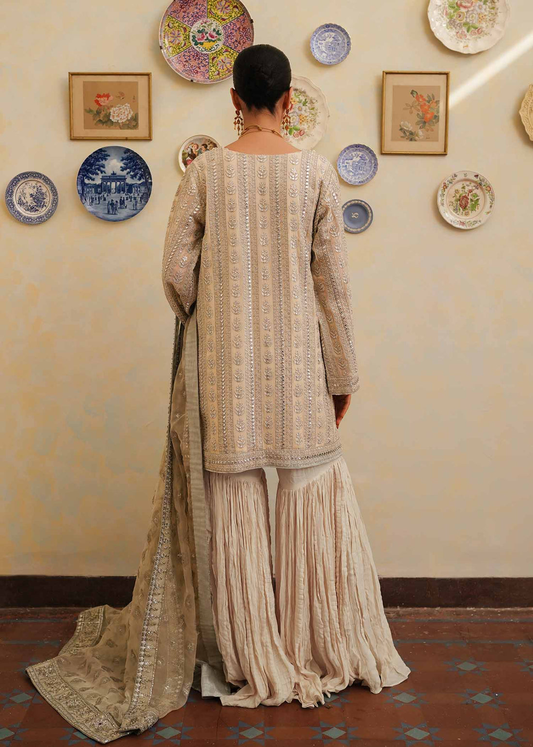 Mahgul | Eid Edit 2024 | Crushed Silver