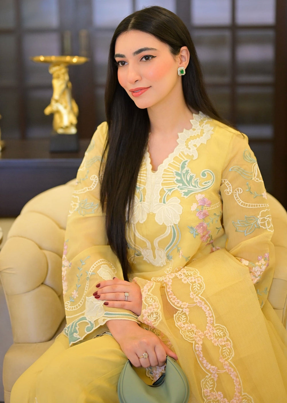 Saira Shakira | Rosea Casual Pret 25 | Dandelion Hues