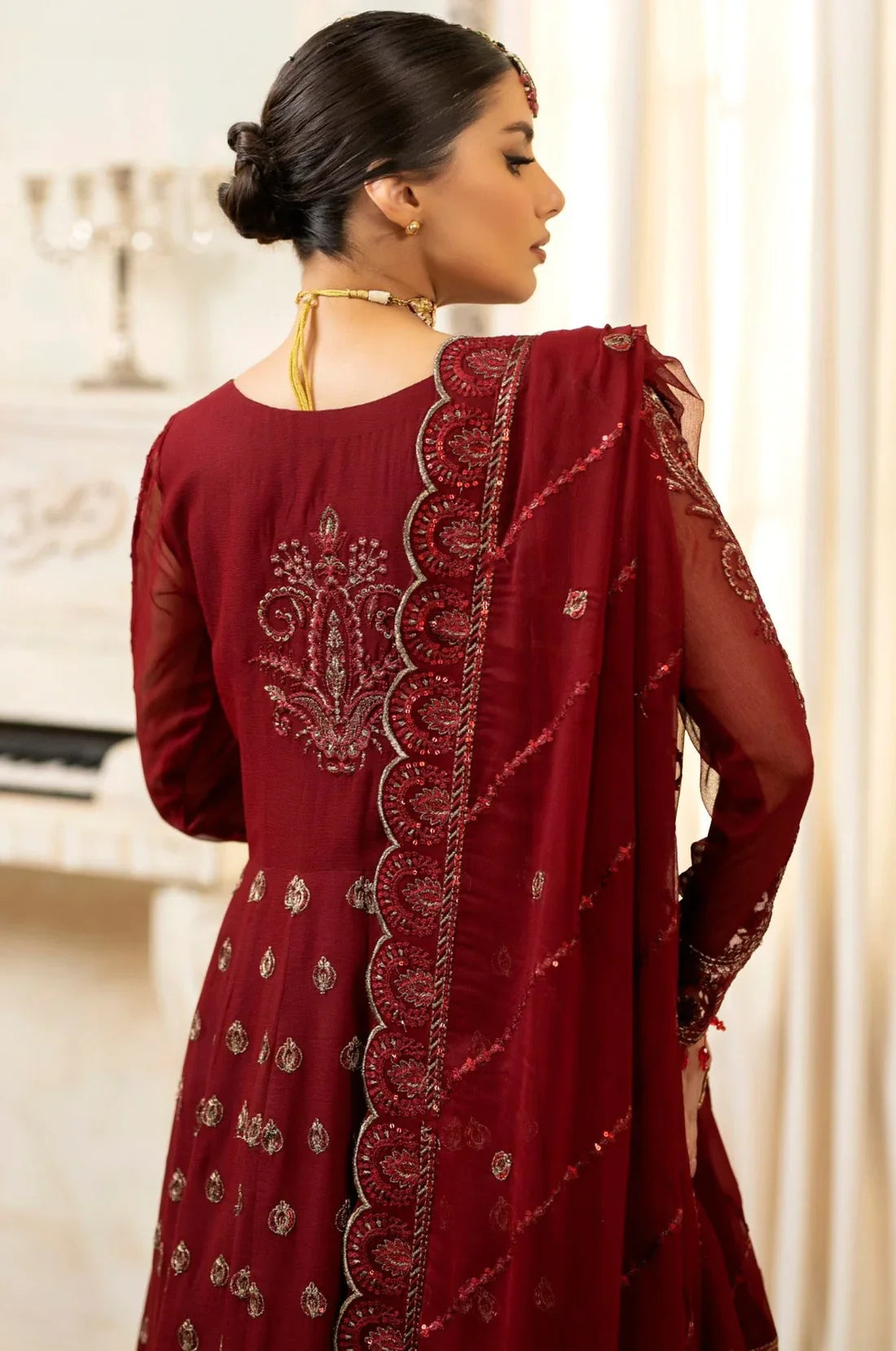 Mohagni | Janan Formals | ROSETTE MGL-05