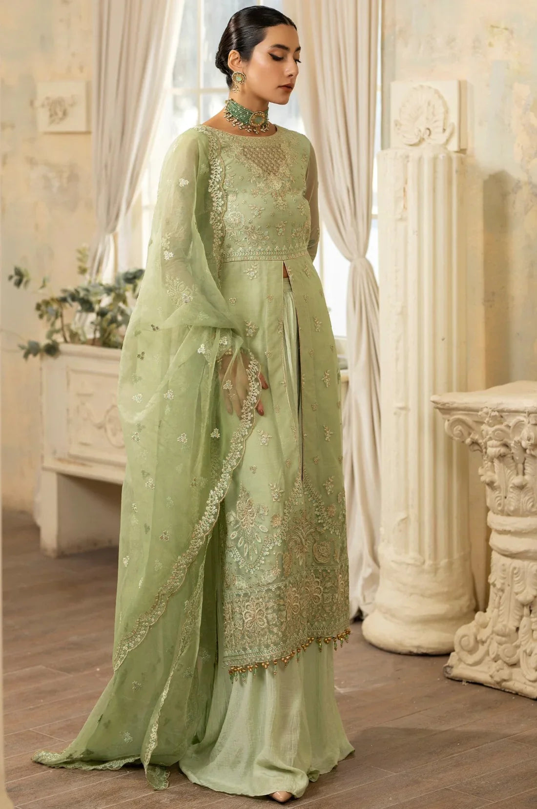 Mohagni | Janan Formals | KIARA MGL-06