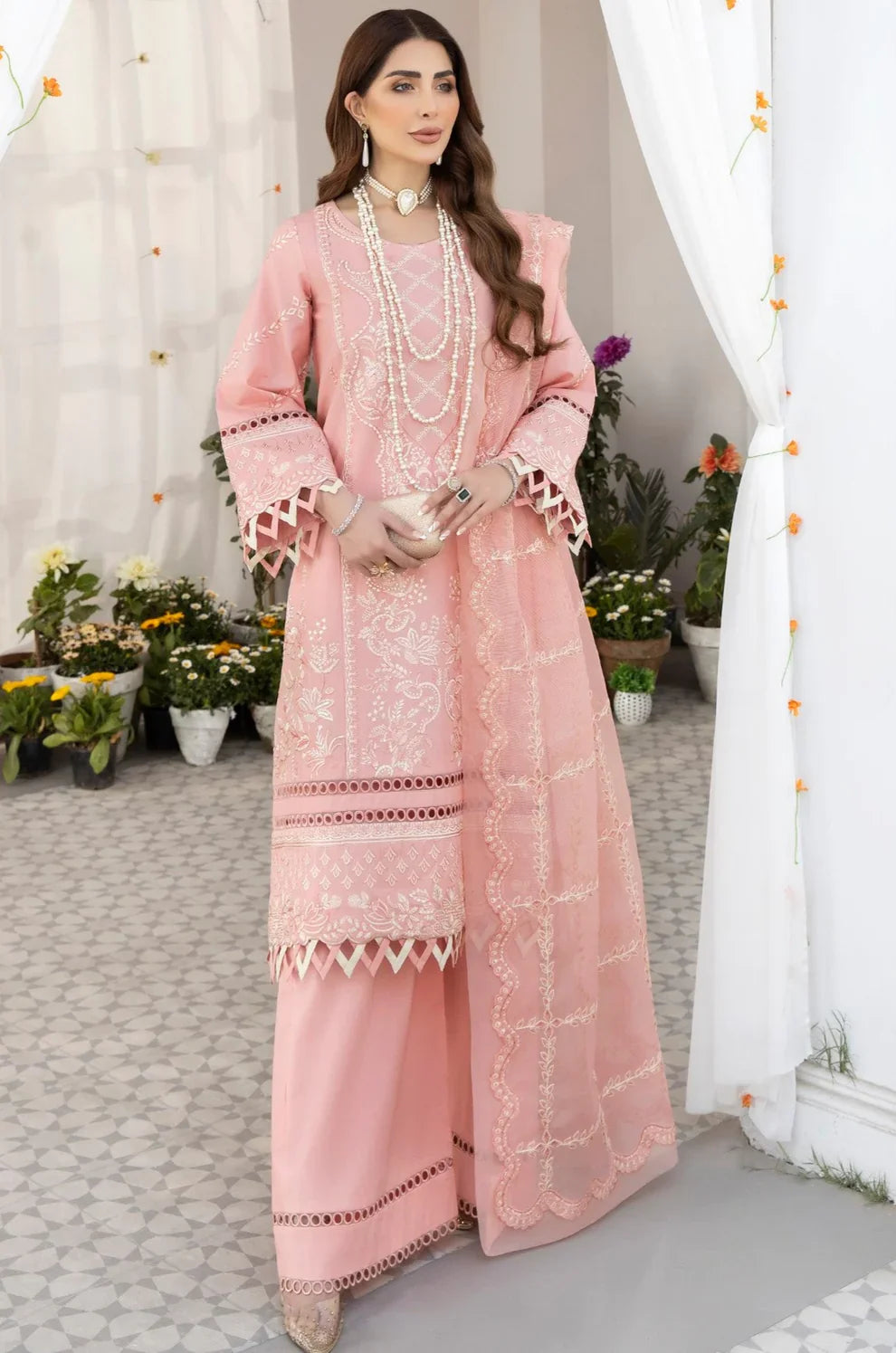 Mohagni | Muntazir Luxury Lawn 24 | AM-07