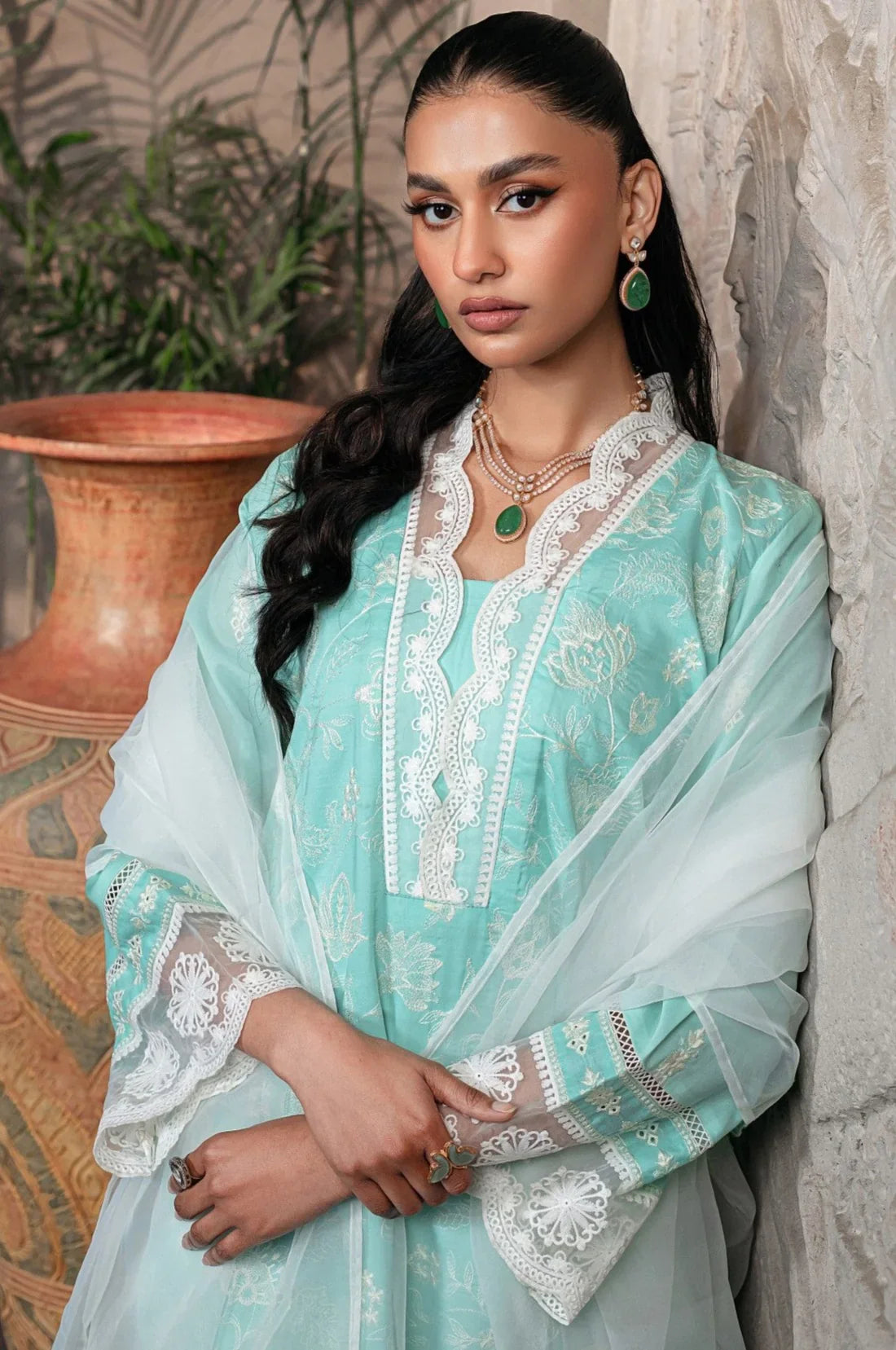 Mohagni | Muntazir Luxury Lawn 24 | MGZ-09