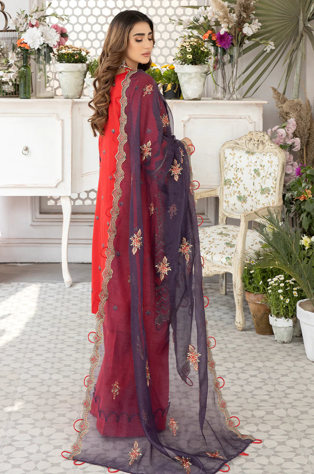 Mohagni | Muntazir Luxury Lawn 24 | AM-10