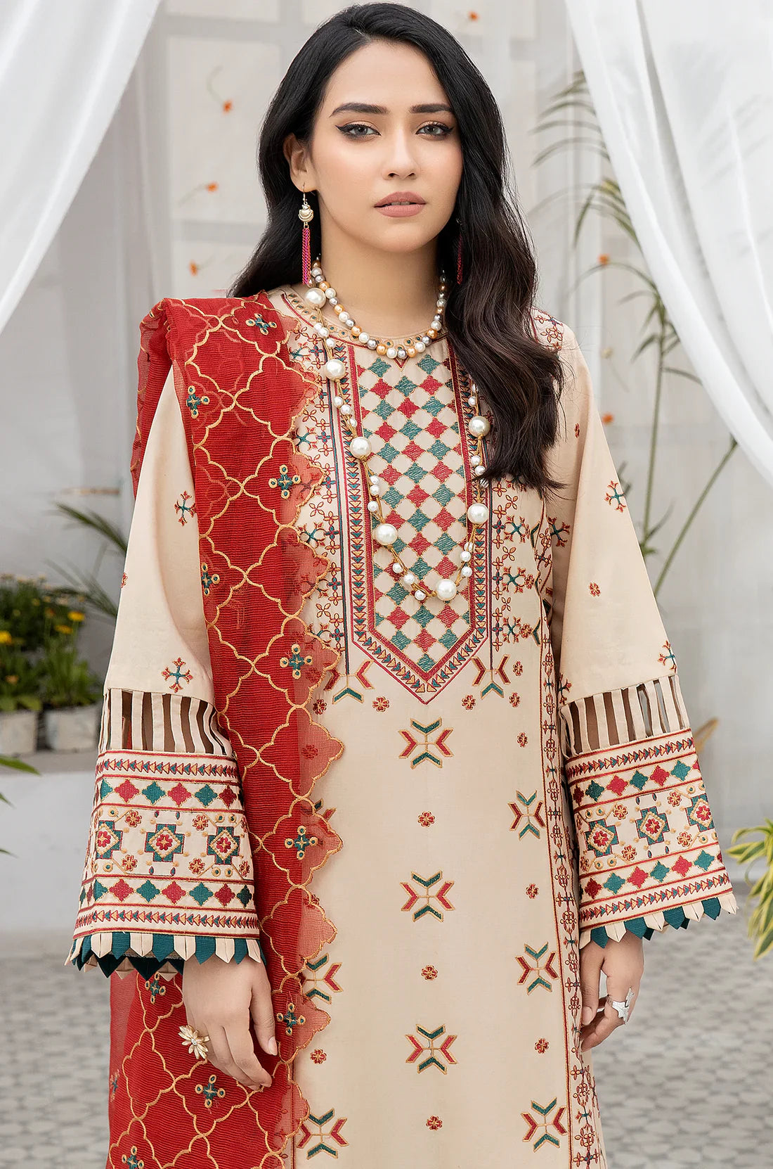 Mohagni | Muntazir Luxury Lawn 24 | AM-15