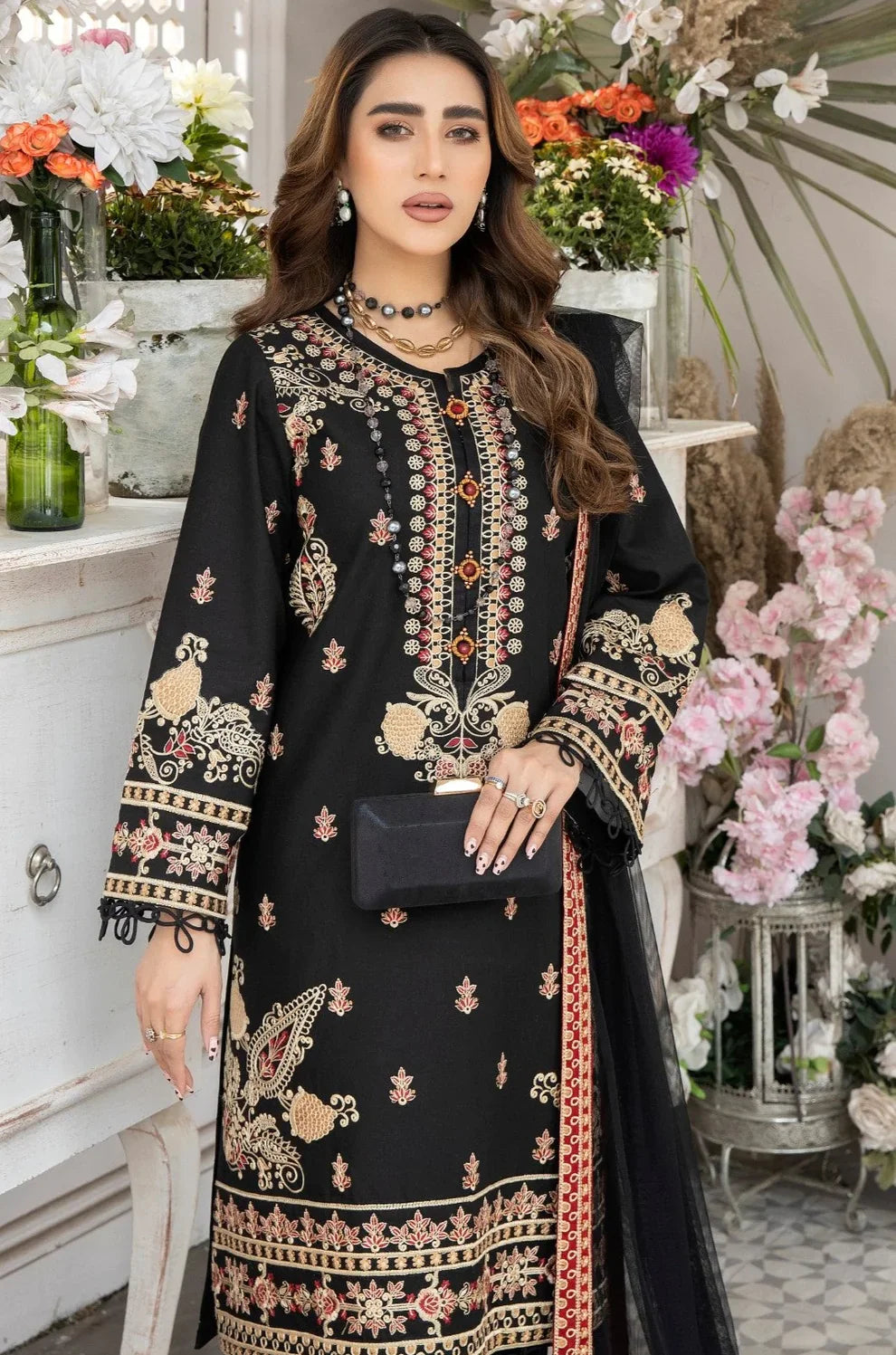 Mohagni | Muntazir Luxury Lawn 24 | AM-05