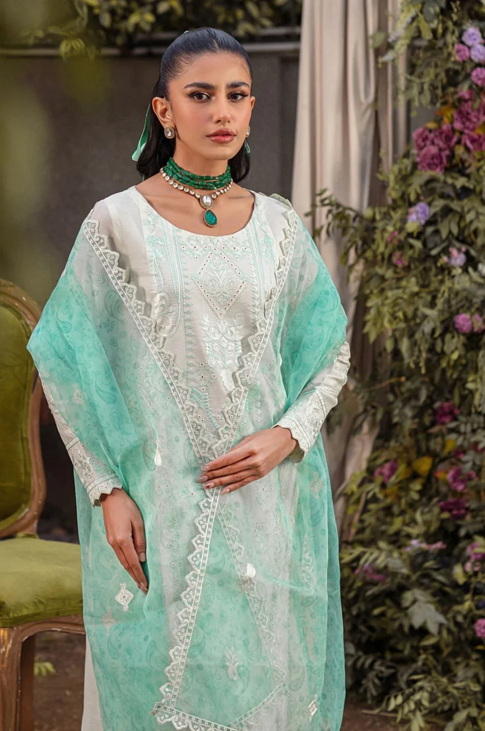 Mohagni | Muntazir Luxury Lawn 24 | CM-03