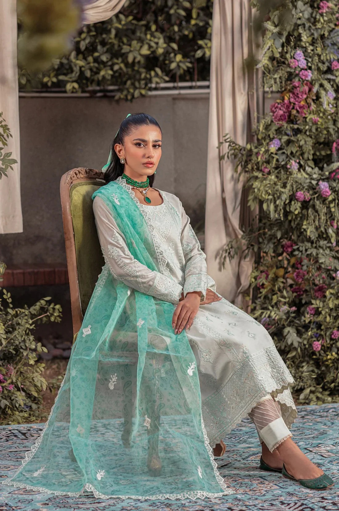 Mohagni | Muntazir Luxury Lawn 24 | CM-03